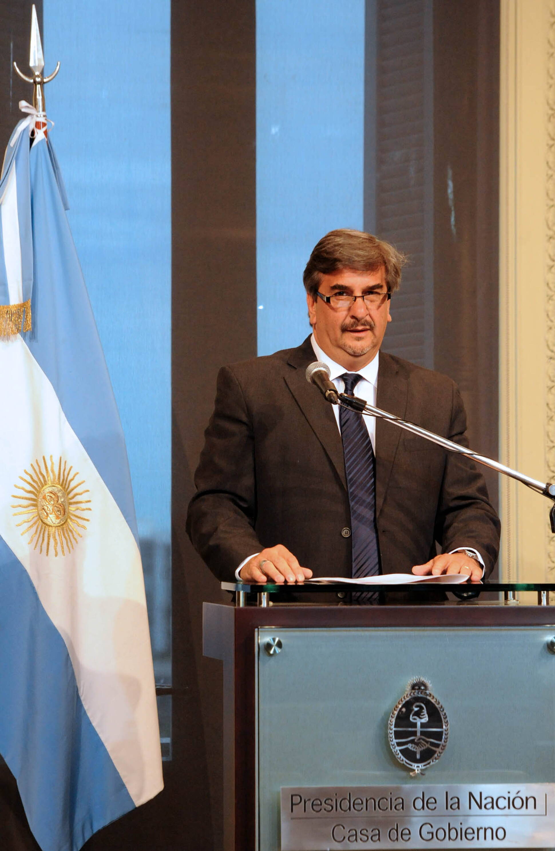 La Presidenta designó a Parrilli como secretario de Inteligencia y a Aníbal Fernández en la Secretaría General