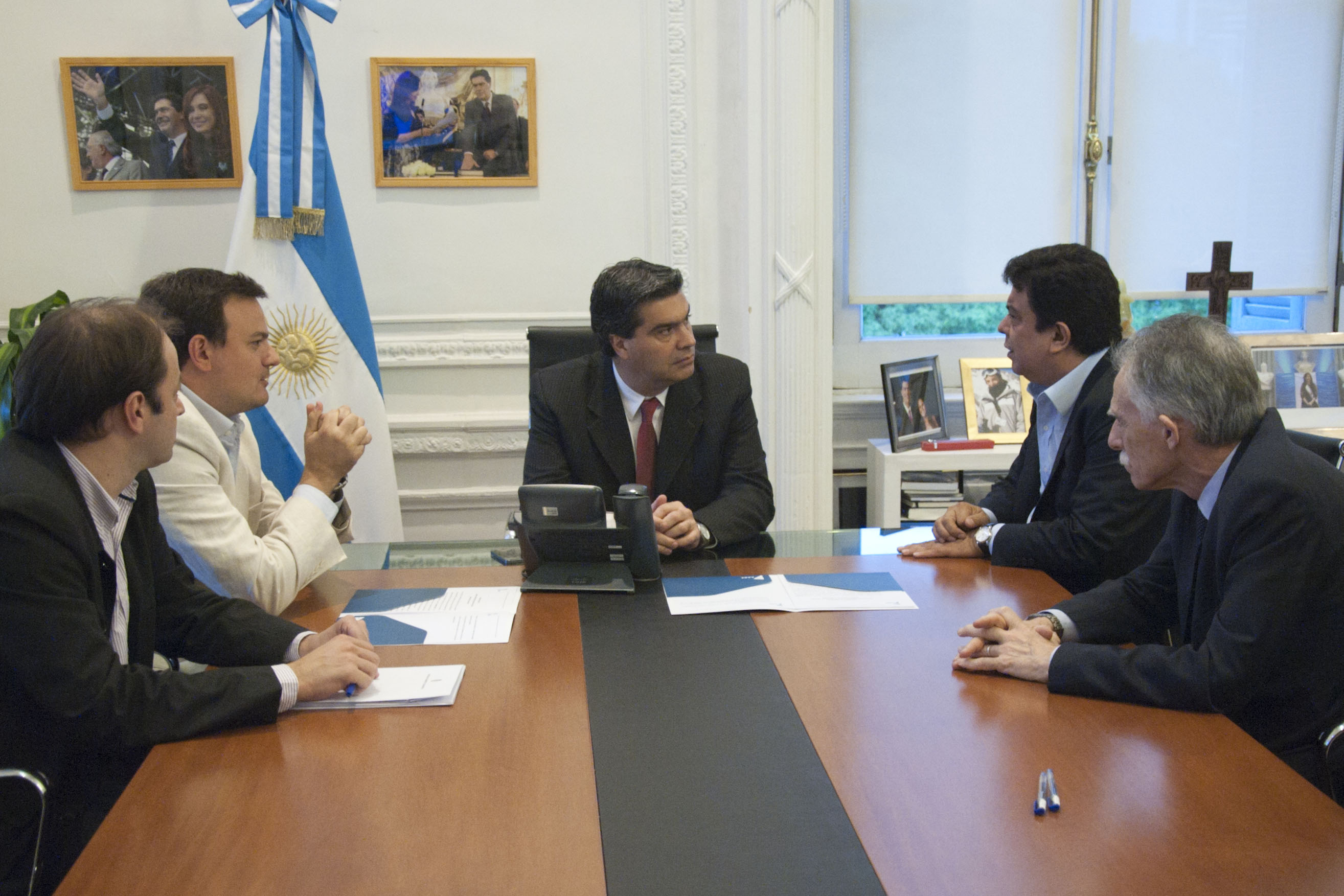 El Jefe de Gabinete con el intendente de La Matanza y autoridades de AABE