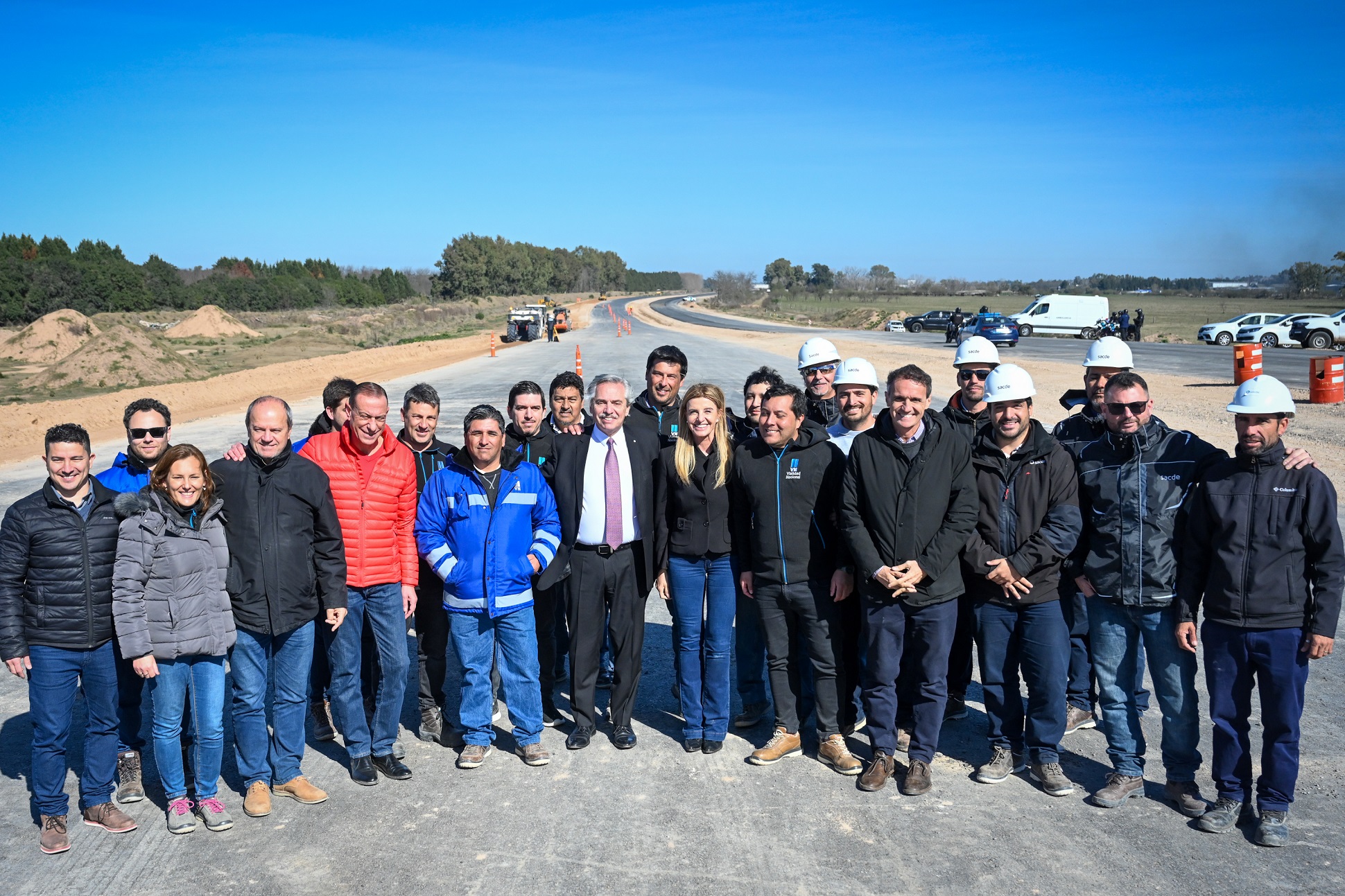 El presidente recorrió las obras de la nueva Variante Cañuelas que conectará la Autopista Ezeiza-Cañuelas con la Ruta Nacional 3