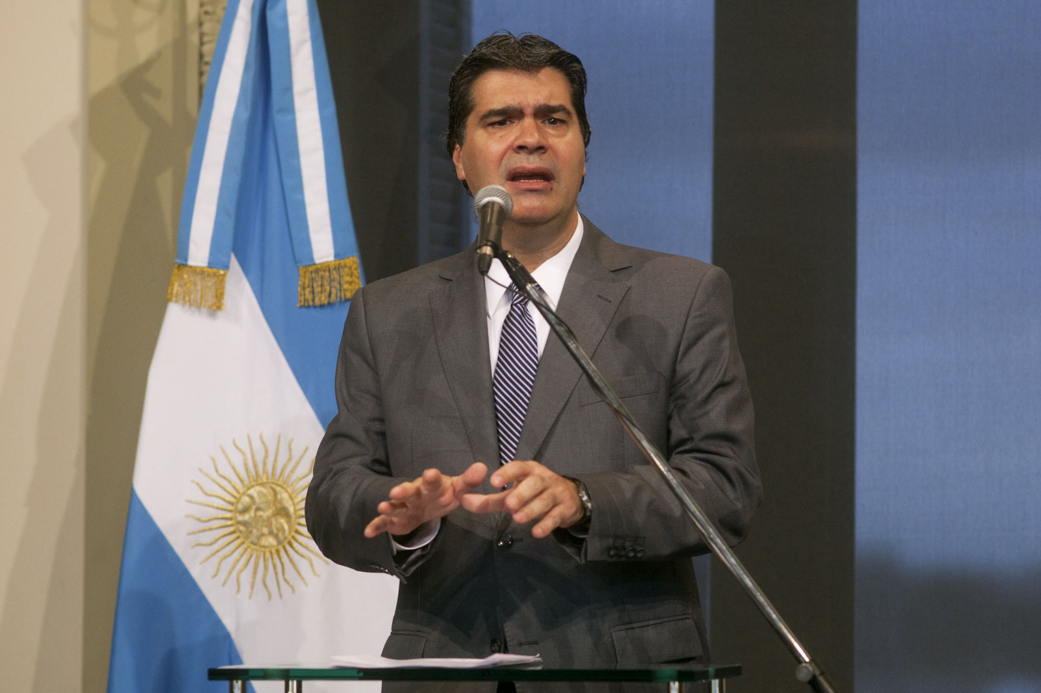 El Banco Central revocó la autorización de representación del Bank of New York en Argentina, anunció el jefe de Gabinete