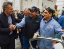 El Presidente recorrió una planta de producción de autopartes en Córdoba