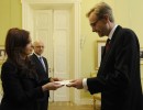 La jefa de Estado recibió las cartas credenciales de seis embajadores