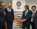 La Jefa de Estado recibió el premio ILGA por su compromiso con la equidad de género