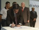 Capitanich firmó acuerdo para brindar cobertura previsional a trabajadores yerbateros