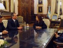 La Presidenta recibió el apoyo del gobernador electo de Chubut 