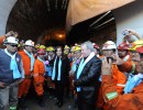 “Si se tratan correctamente los desechos, no hay industria que no sea sustentable”, afirmó la jefa de Estado al inaugurar una mina en Santa Cruz