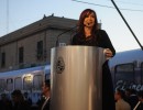 “El camino es la unidad”, aseguró Cristina Fernández al dejar inaugurado el tren que une Argentina y Uruguay